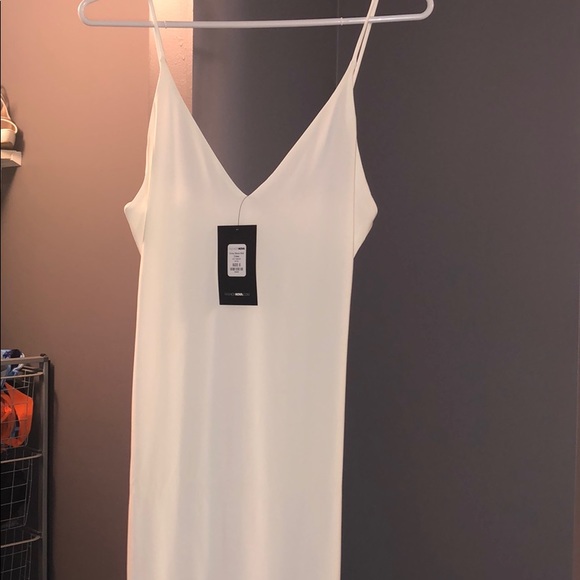 Fashion Nova Midi Dress - Picture 2 of 3